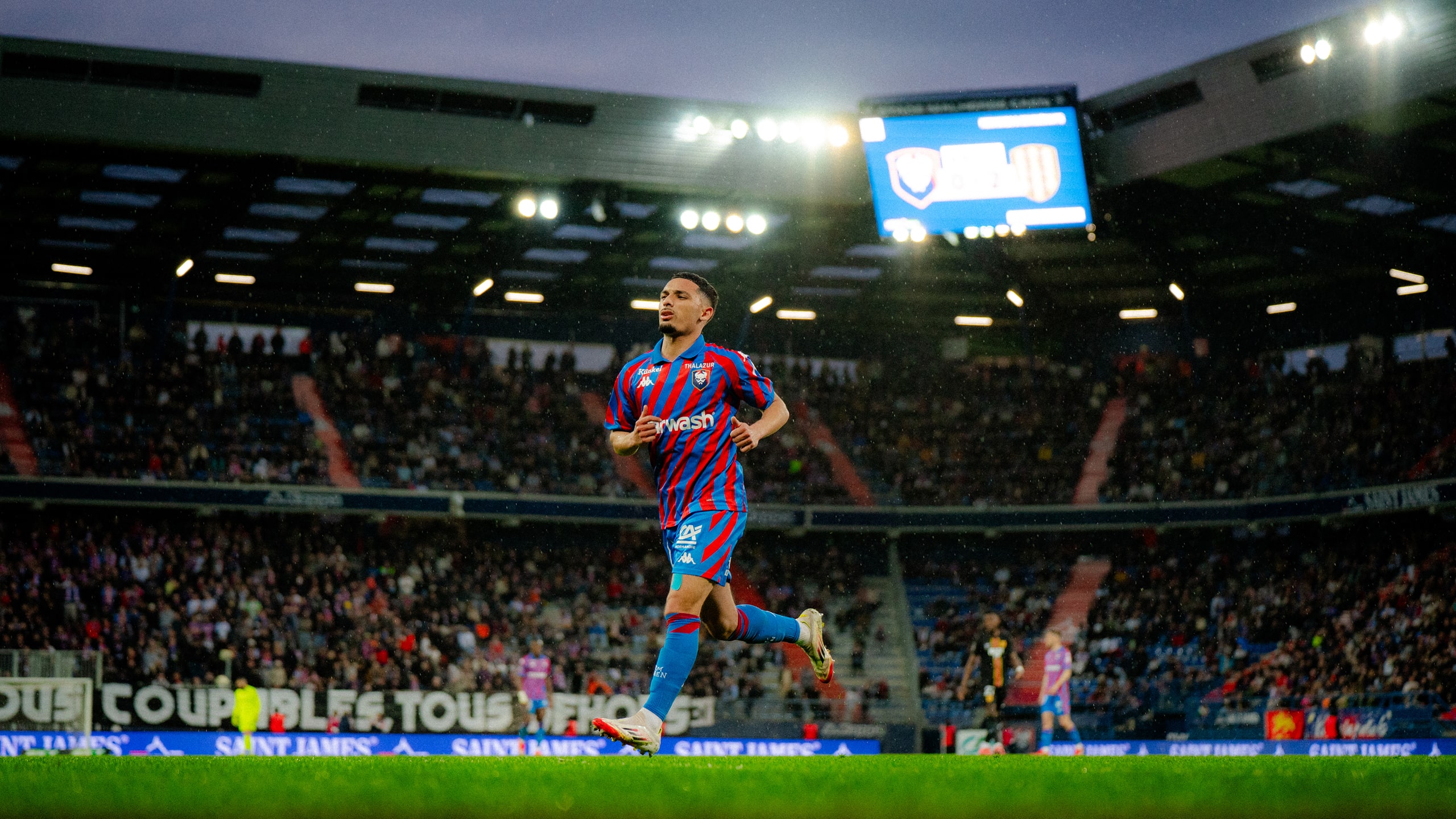 Benrahou allant tirer un corner